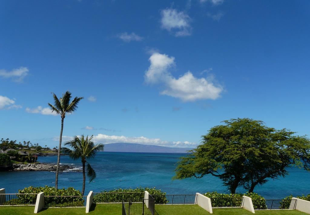 Condos At Napili Point Lahaina Exteriör bild